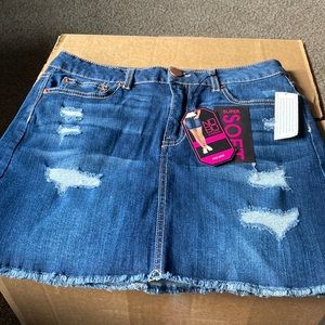 No Boundaries mid rise denim jean distressed mini skirt. New with tags